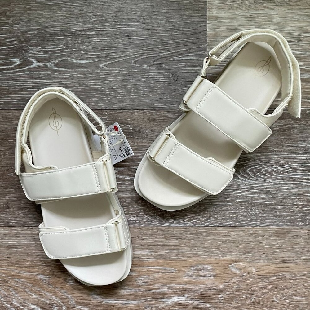 NWT Cream Sandals - Picture 3 of 3
